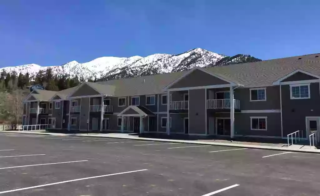 Alpine Park Apartments - Alpine, WY