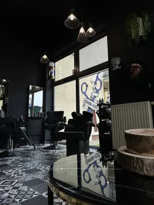 Polski Cezar Barber Shop