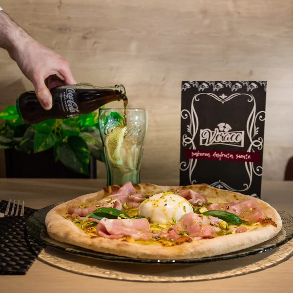 Foto de Pizzería Verace - Calle Prosperidad, Ronda, Granada, España