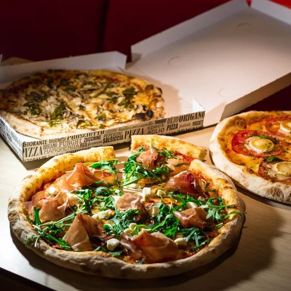 Foto de Pizzería Verace - Calle Prosperidad, Ronda, Granada, España