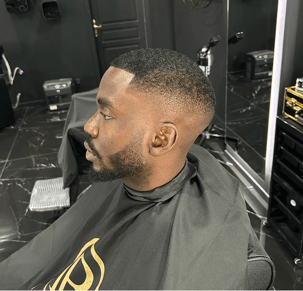 LUXURY BARBER